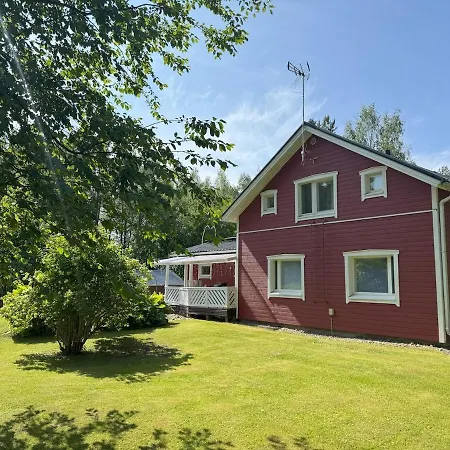 Iso Omakotitalo Luonnon Keskellae Kalajoki