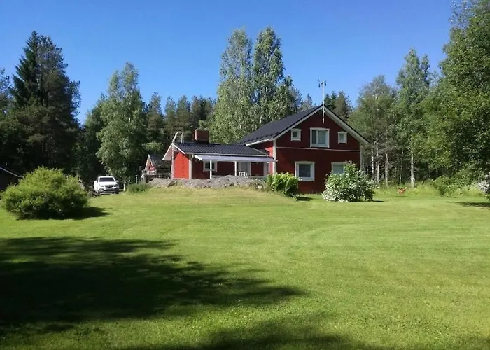 Iso Omakotitalo Luonnon Keskellae Lägenhet *