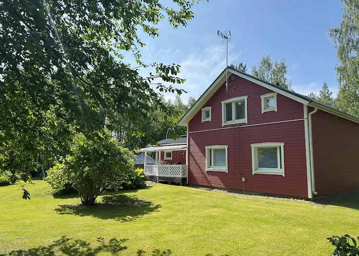 Iso Omakotitalo Luonnon Keskellae Kalajoki