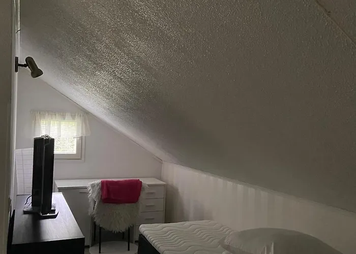 Lägenhet Iso Omakotitalo Luonnon Keskellae